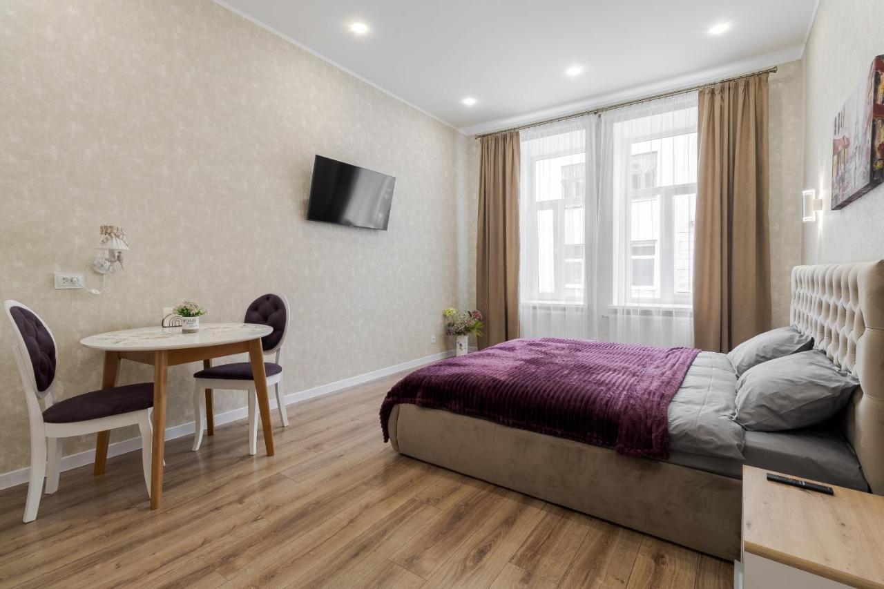 Luxury Flat In Downtown 2 Apartment Lviv Exterior photo